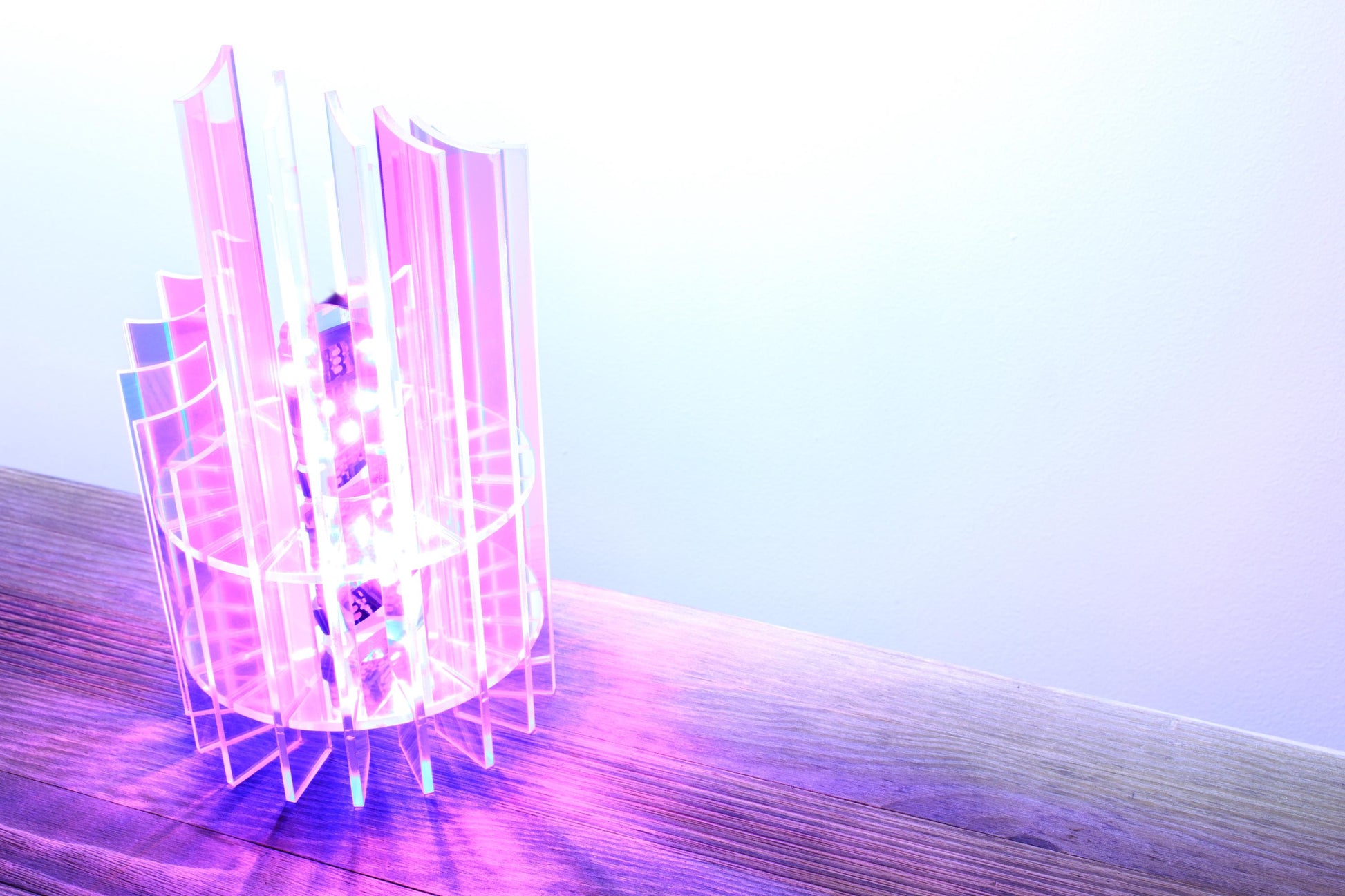 Iridescent Color Changing Lamp | Sci-Fi Style