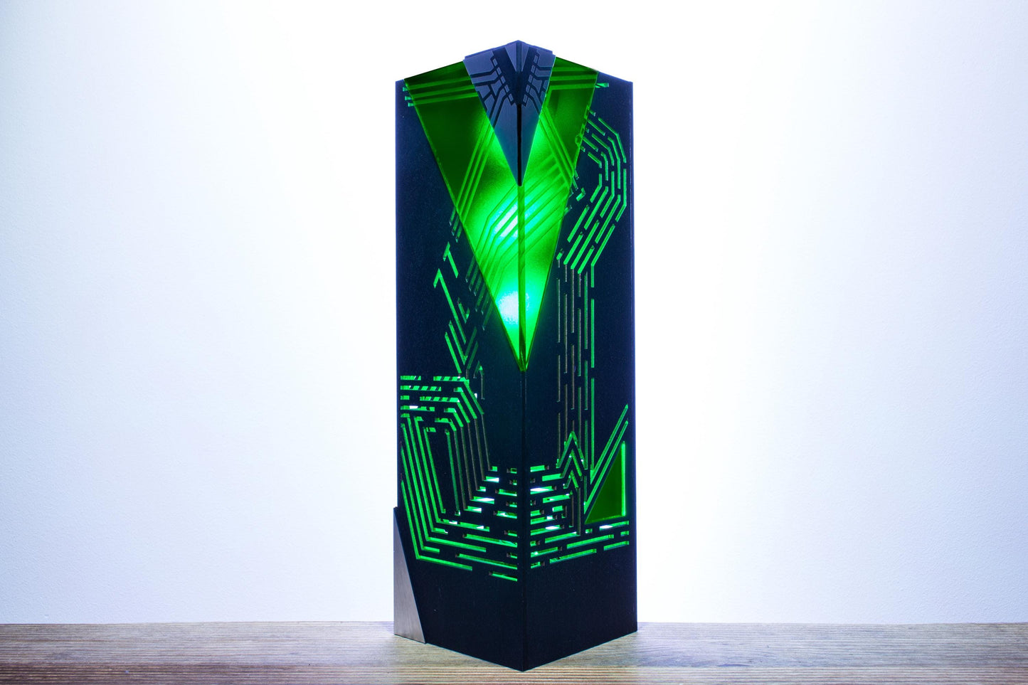 Cyberpunk Geometric Desk Lamp | Cyberpunk Style