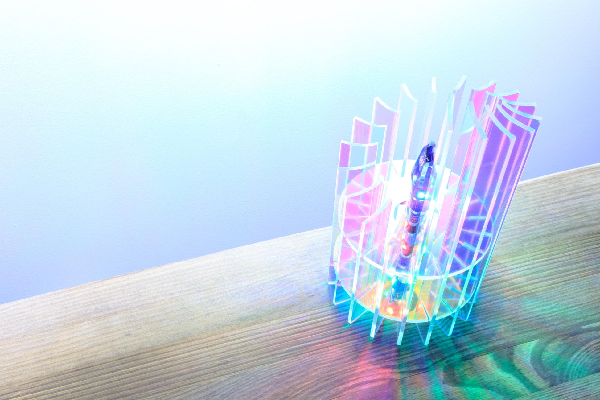 Iridescent Color Changing Lamp | Sci-Fi Style