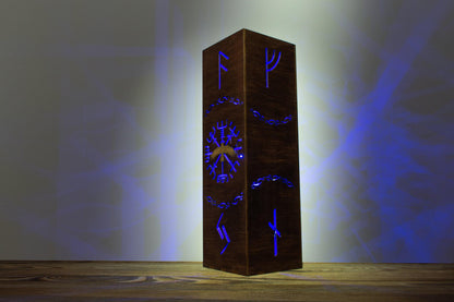 Vegvisir & Raben-Lampe — Nordisches Nachtlicht