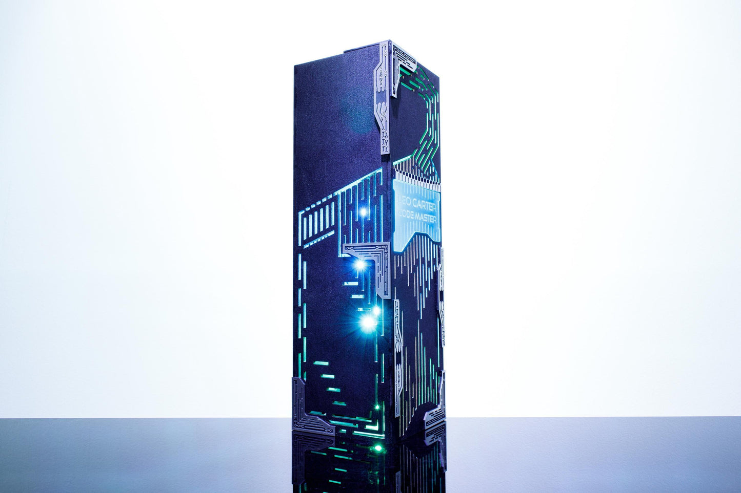 Circuit Board Lamp – Cyberpunk Style Night Light, Coder Tech Desk Gift